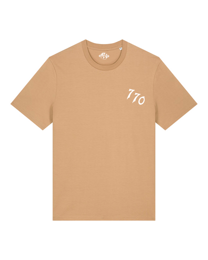 CHABAD_CLUB_TSHIRT_DROIT_770_LATTE_RECTO